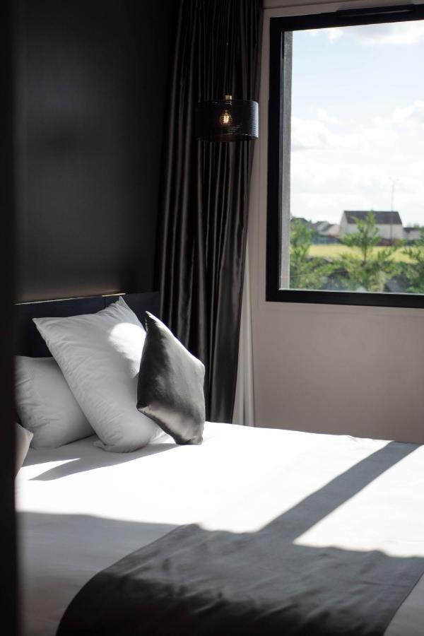 Hotel & Restaurant La Maison Des Bles Boutervilliers ภายนอก รูปภาพ