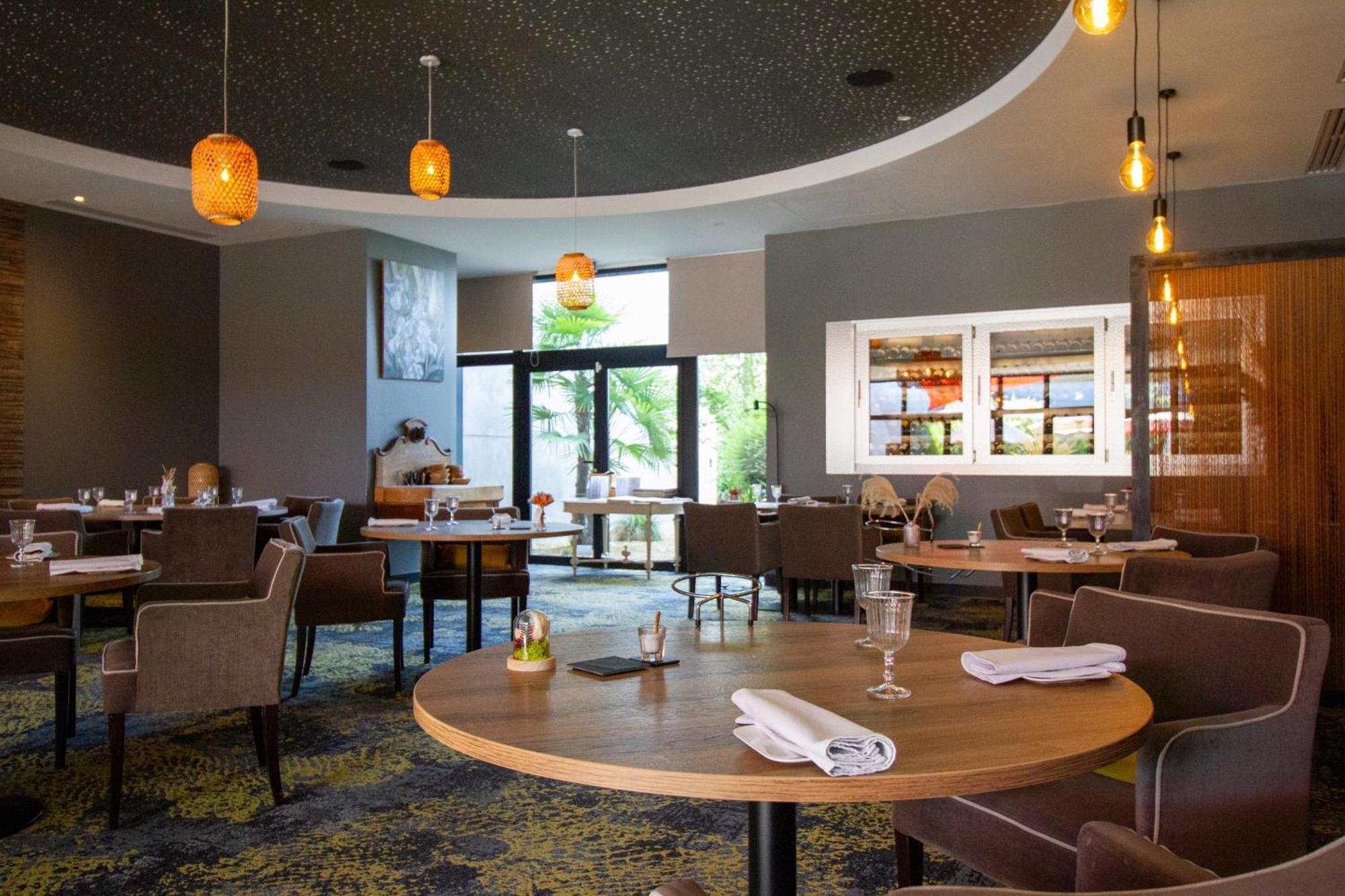 Hotel & Restaurant La Maison Des Bles Boutervilliers ภายนอก รูปภาพ